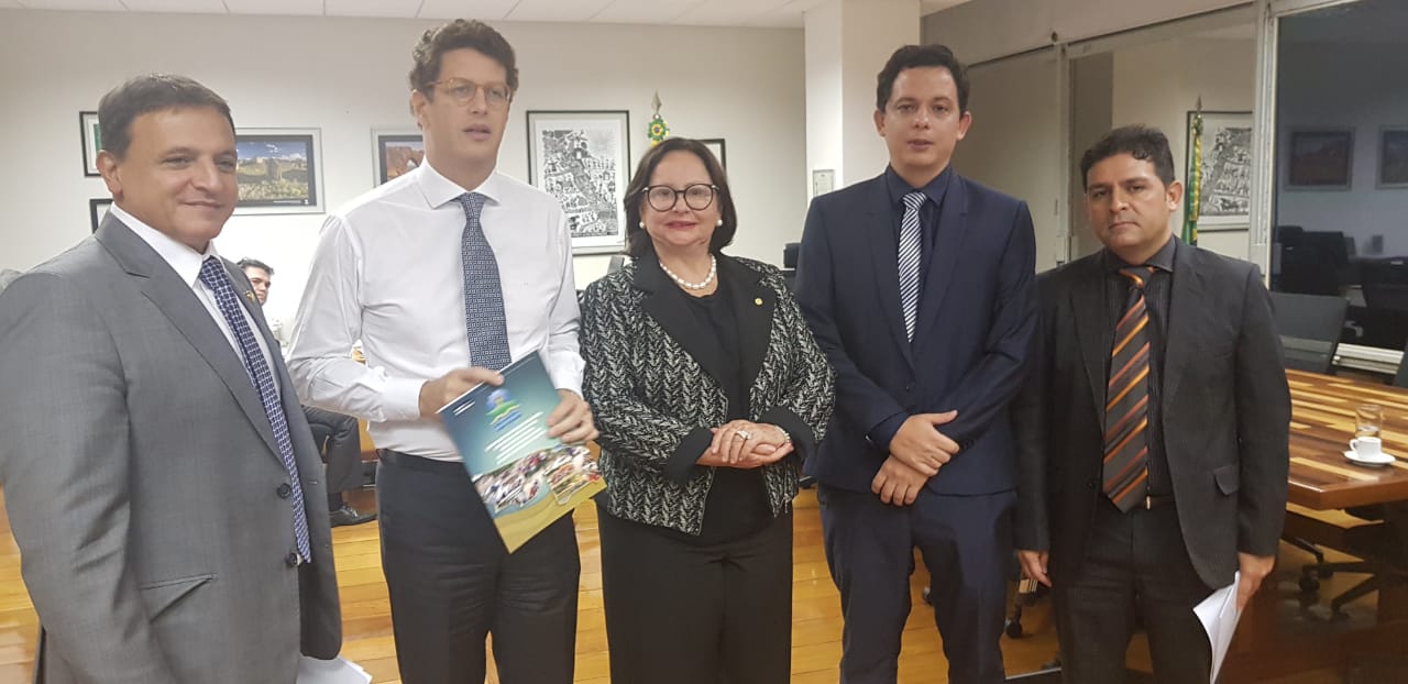 Israel Milani apresenta agenda de reivindicações ao ministro do Meio Ambiente