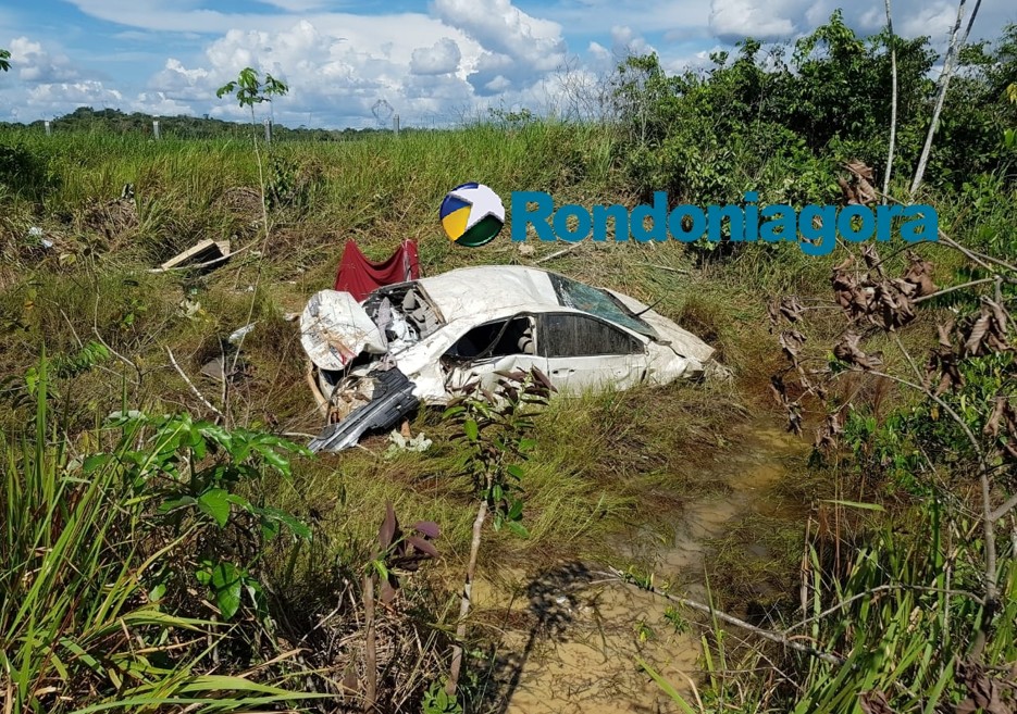 Uma pessoa morre e outras cinco ficam feridas em acidente na BR-364