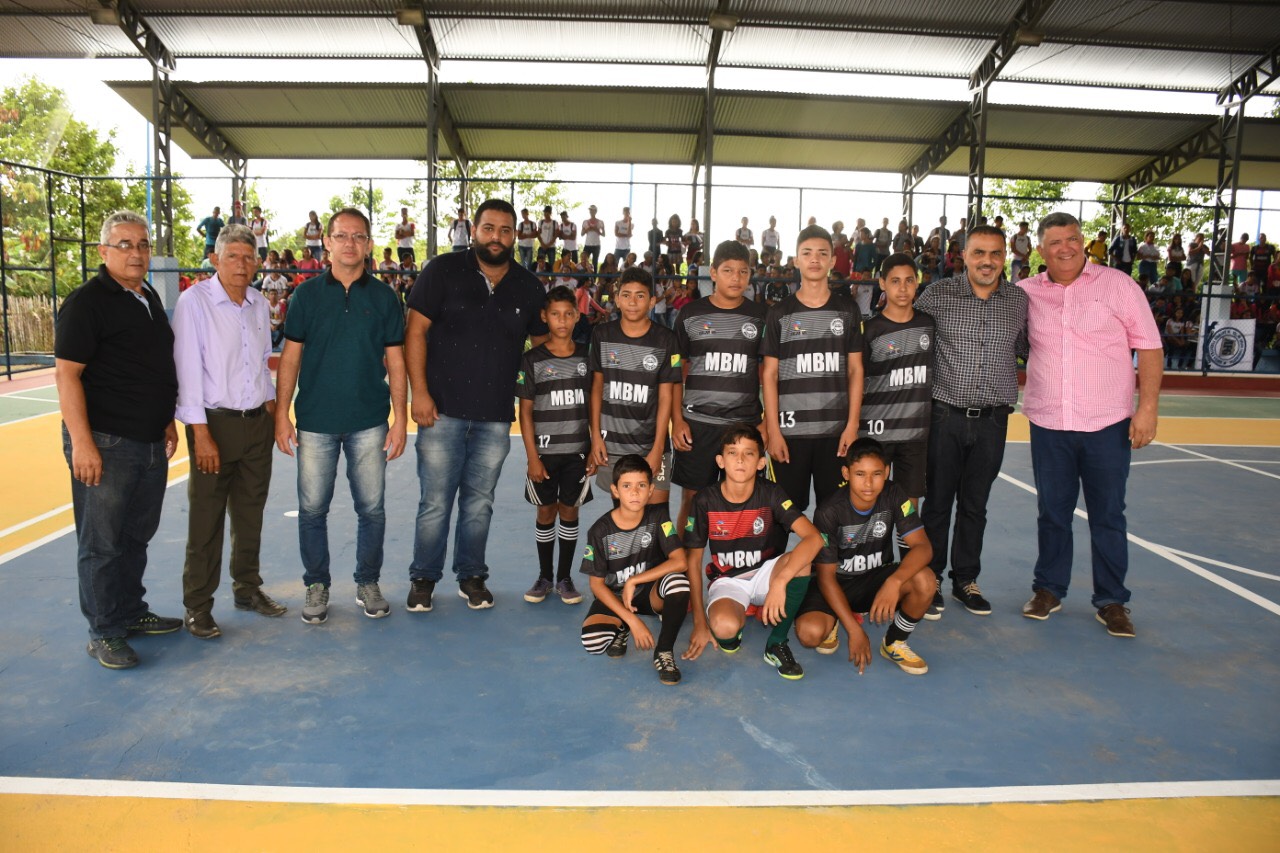 Prefeito Ilderlei Cordeiro abre Jogos Escolares de Cruzeiro do Sul