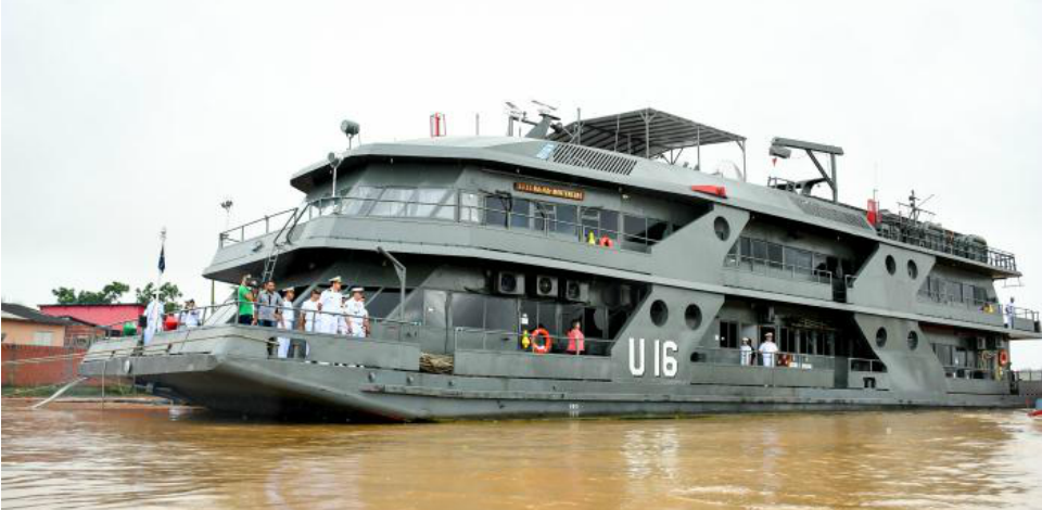 Navio Hospitalar da Marinha realiza mais de 14 mil atendimentos no Juruá