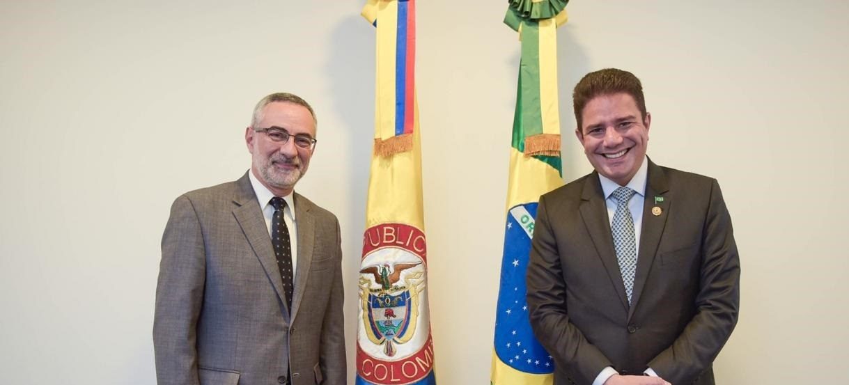 Governador Gladson Cameli é recebido pelo embaixador do Brasil na Colômbia