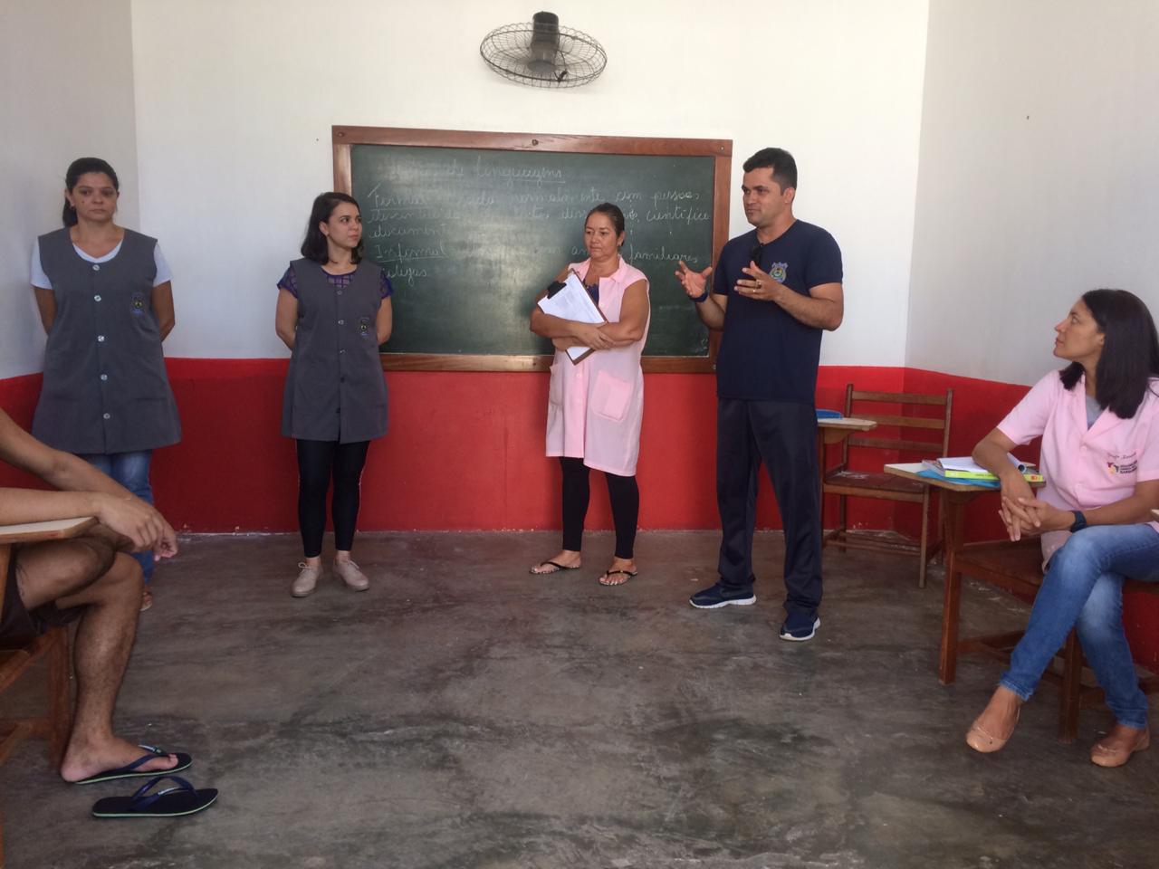 Relacionamento interpessoal e empenho nos estudos são temas de rodas de conversa no Instituto Socioeducativo