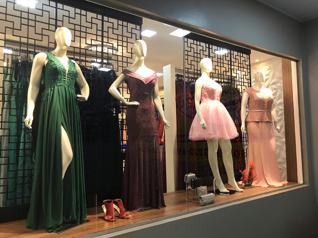 Empresárias, mãe e filha inauguram loja com vestidos de festa e moda evangélica em Rio Branco