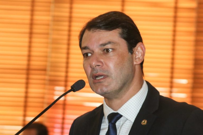 Roberto Duarte diz que assinará as sete aberturas de CPI propostas na Aleac