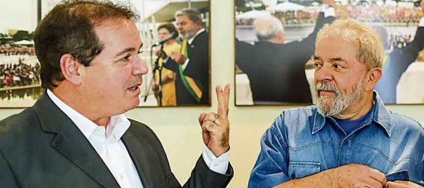 Tião Viana se revolta com prisão de Lula e declara: “O melhor presidente que o Brasil já teve”