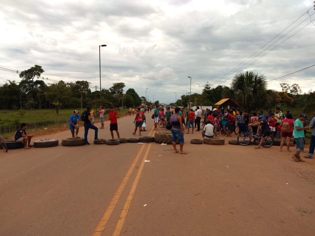 Policiais do Bope dispersam manifestação na BR-317 com balas de borracha e gás lacrimogênio