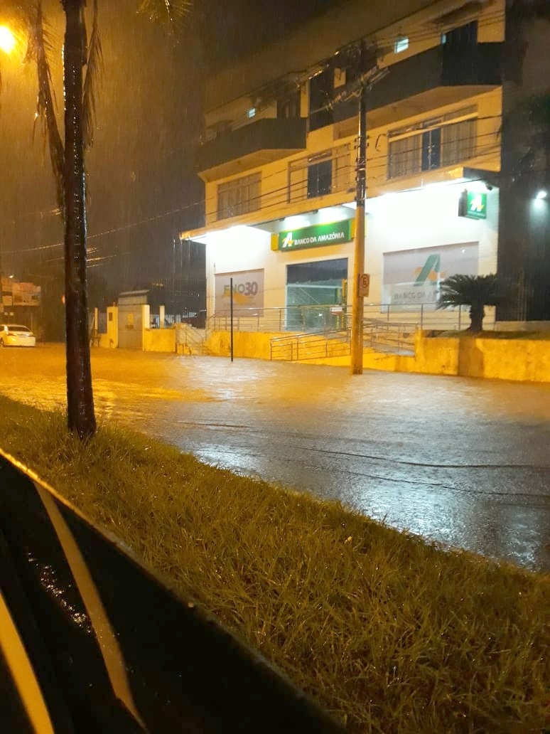 Choveu, em dois dias, quase metade do esperado para todo o mês de dezembro