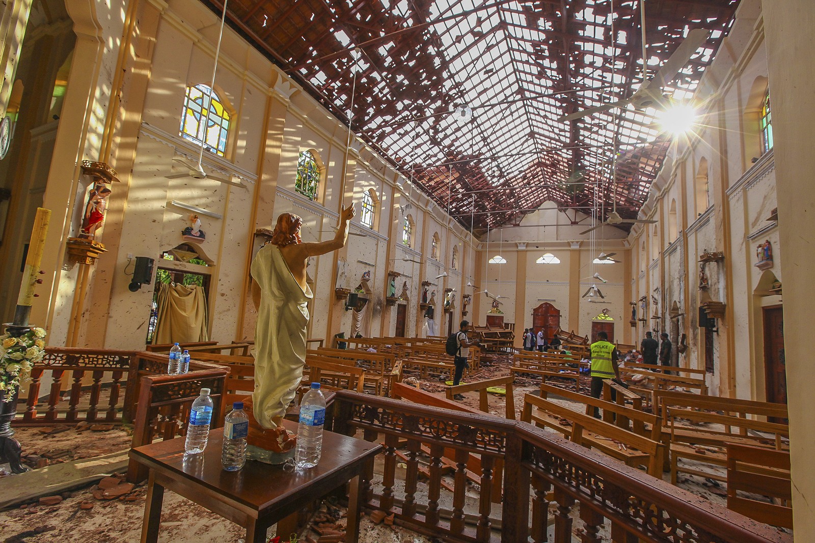 Explosões em hotéis e igrejas deixam centenas de mortos e feridos no Sri Lanka