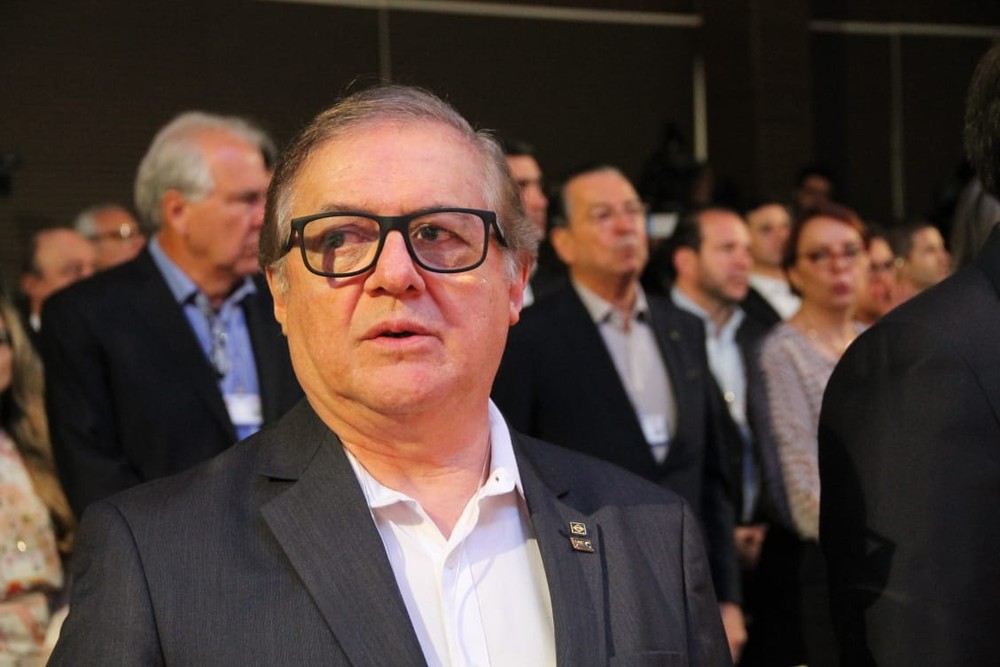 Bolsonaro anuncia demissão de Ricardo Vélez Rodríguez do Ministério da Educação