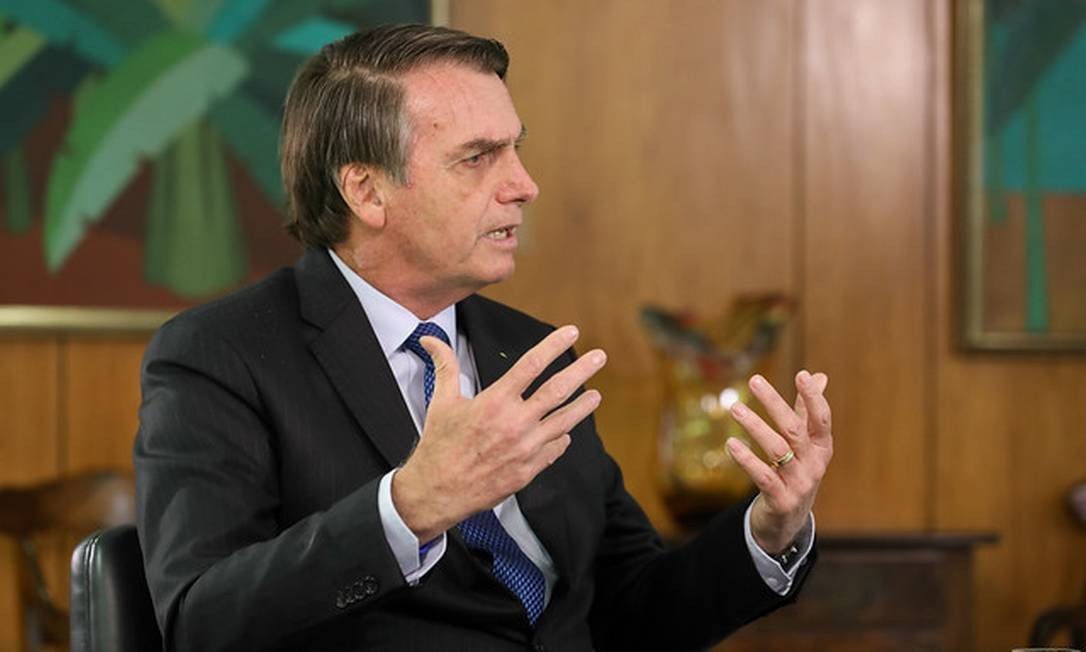 ‘Pressão está forte para me candidatar’, diz Bolsonaro sobre eventual reeleição em 2022