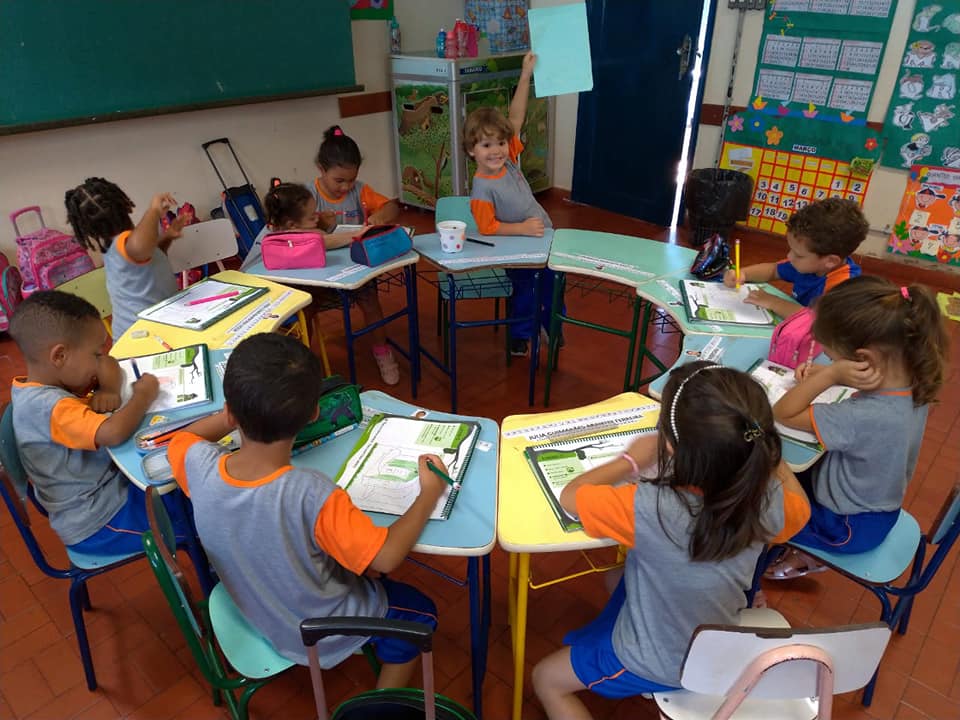 Escola renasce após rompimento de barragem em Minas Gerais