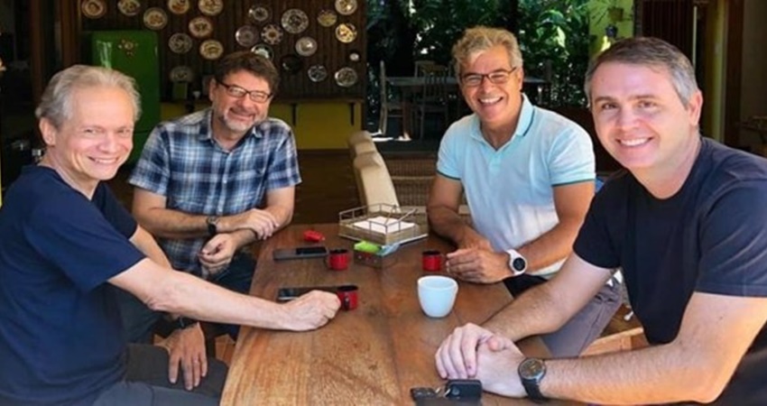 Jorge Viana se reúne com aliados e diz que ex-petistas são “aproveitadores”