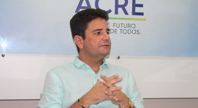 Gladson veta seis projetos aprovados na Aleac alegando inconstitucionalidade