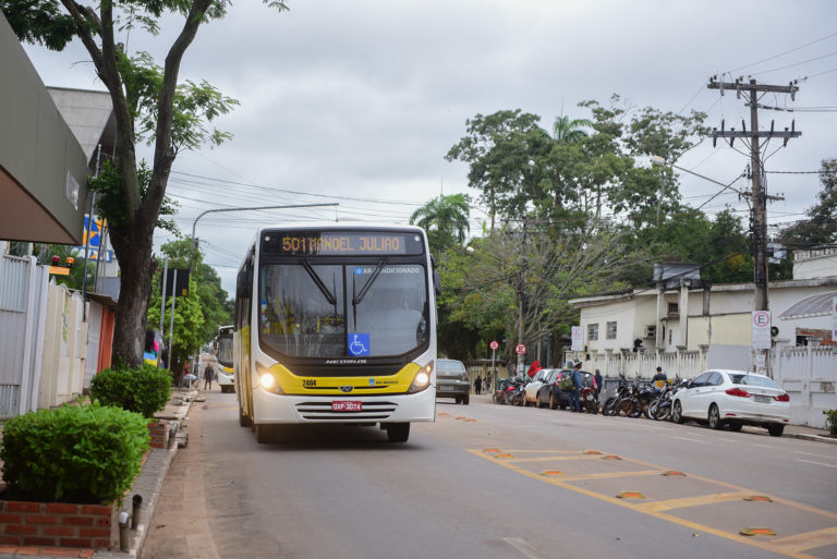 Justiça obriga Rio Branco a conceder gratuidade no transporte público à pessoa com dificuldade de locomoção