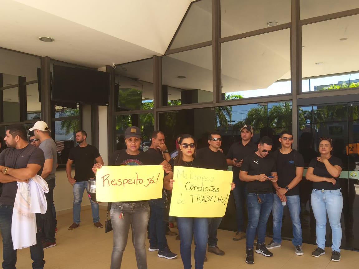 Em manifestação, servidores do Iapen cobram melhorias de trabalho e concurso efetivo
