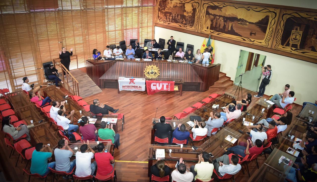 Deputados debatem Reforma da Previdência na Aleac e político propõe manifestação em Rio Branco