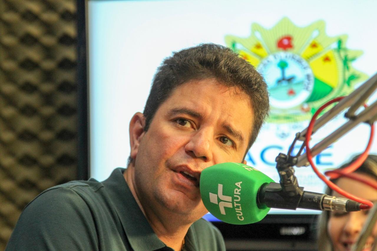 Durante o ‘Fala Governador’, Cameli anuncia recuperação de pistas de pouso em Feijó e Jordão