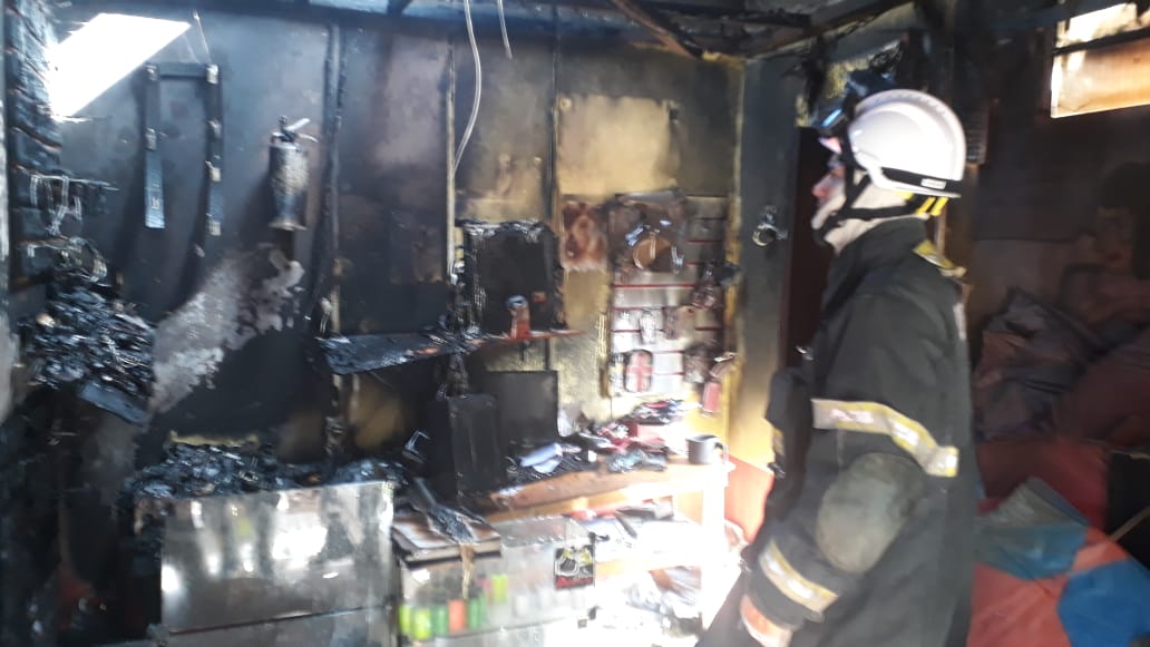 Incêndio destrói equipamentos eletrônicos em Lan House no Conjunto Esperança