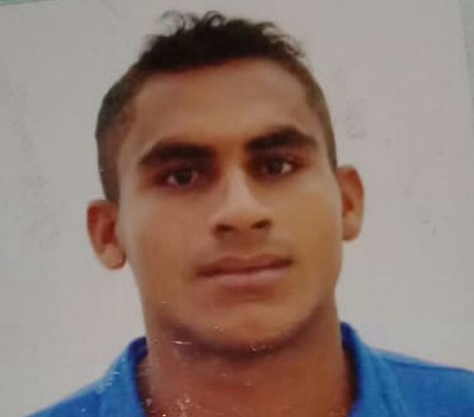 Homem sai para caçar com amigos e é achado morto quatro dias depois em rio