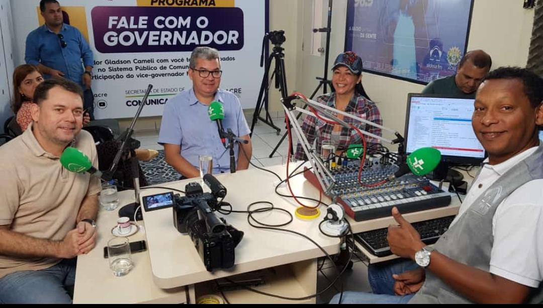 Gladson não participa do Fala Governador e viaja a Manaus para sepultamento do tio