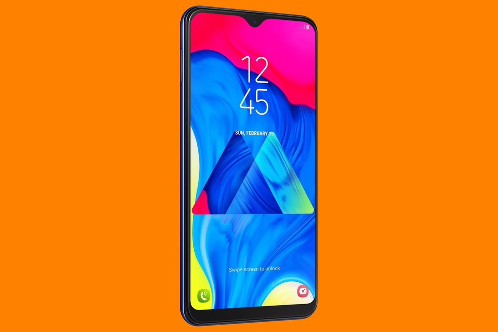 Novo smart poderoso chega ao Brasil por R$ 899; veja