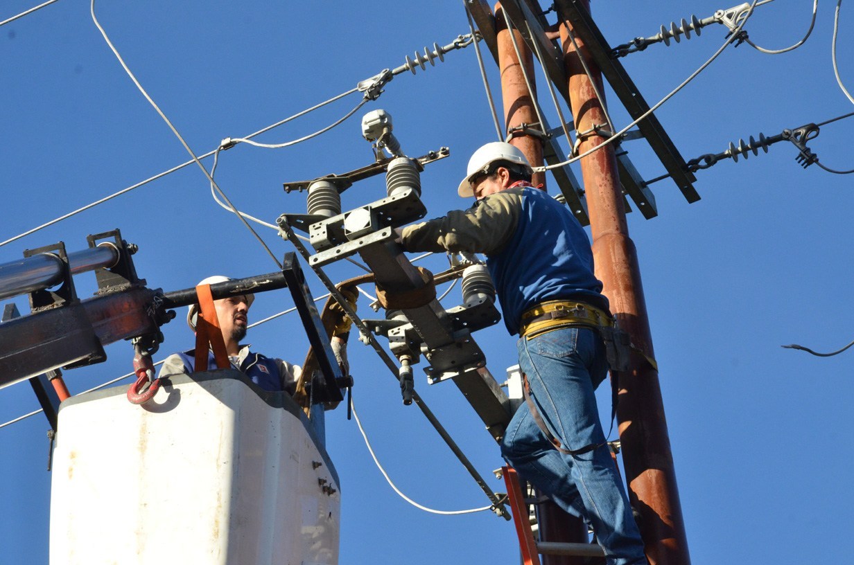 Projeto pode proibir corte de energia, água e internet em feriados no Acre