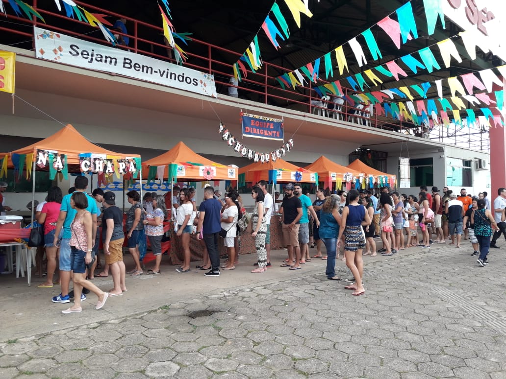 Igreja Católica de Rio Branco reúne comunidades de cinco bairros em Grande Arraial, neste domingo