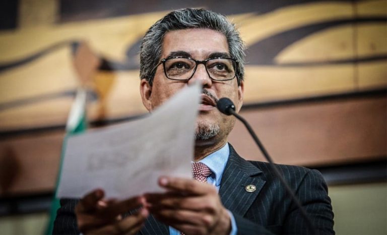Edvaldo apresenta pela 2ª vez PL que proíbe corte de energia elétrica durante pandemia no Acre