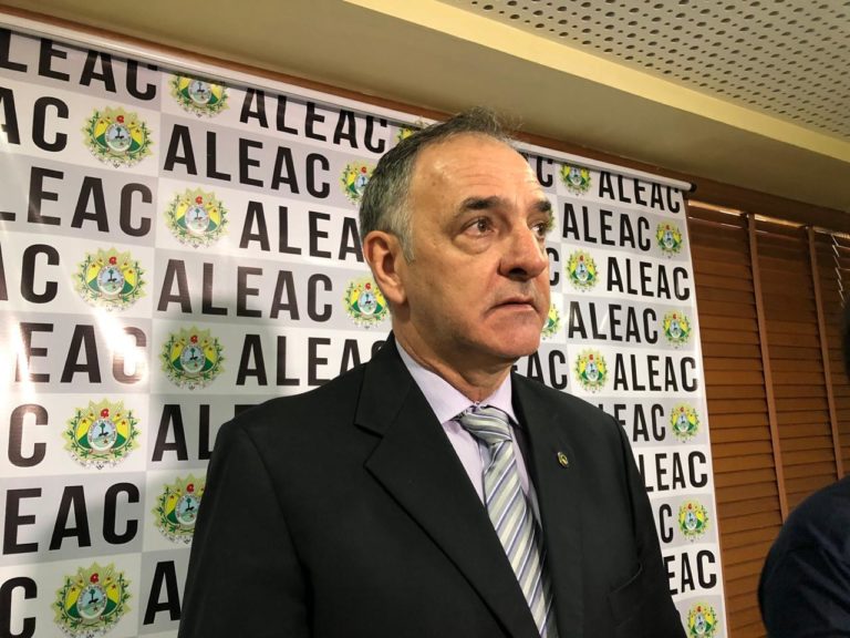 Deputado propõe criminalizar servidores que desviarem recursos da Covid-19 no AC 