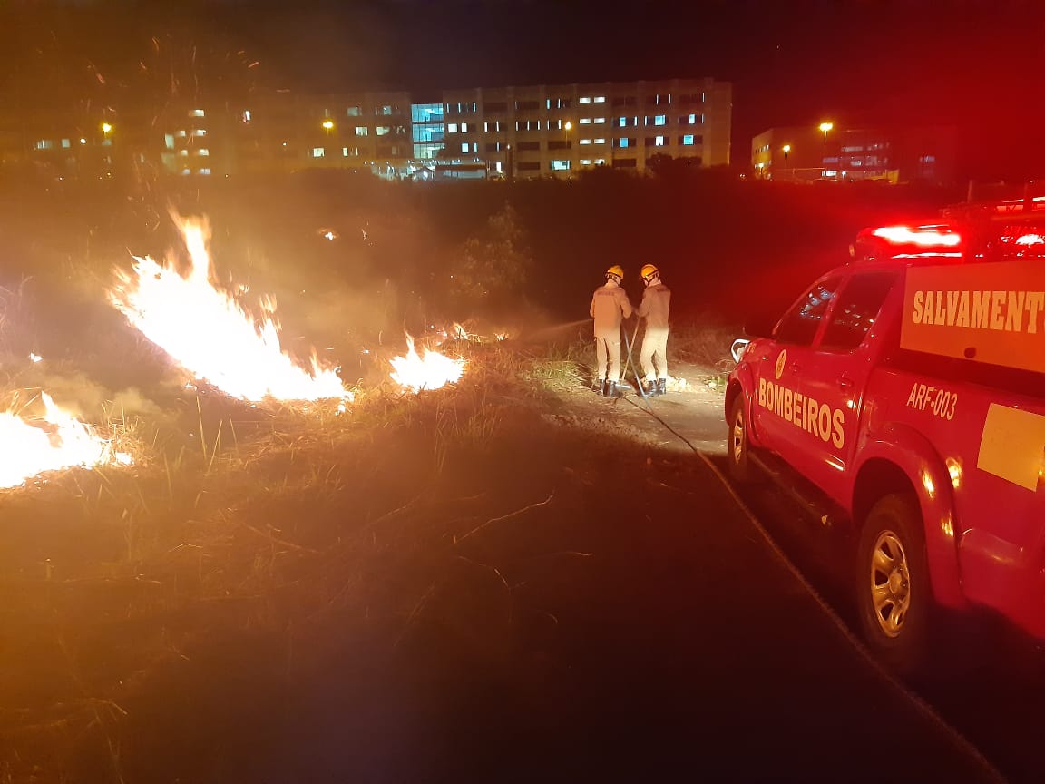 Bombeiros registra 735 ocorrências de queimadas urbanas em Rio Branco de maio para cá