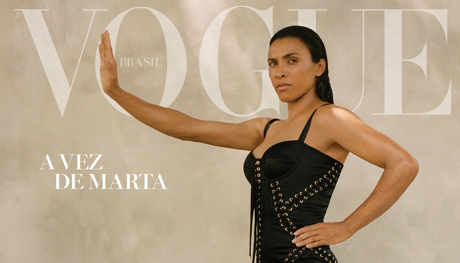 Maior artilheira entre homens e mulheres de Copas do Mundo, Marta é capa da Vogue