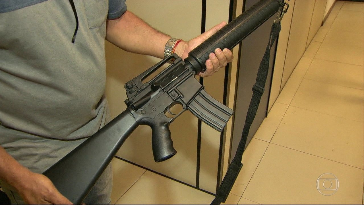 Militar é denunciado no MPAC por emprestar fuzil a parente e colocar vidas em risco