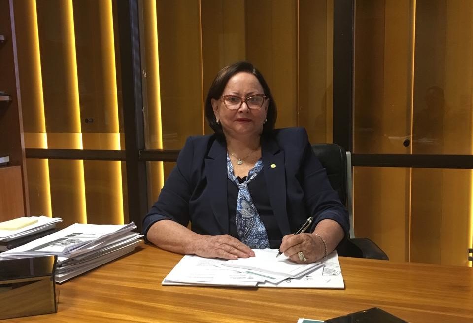 Vanda Milani defende antecipação do Revalida e diz que é preciso conhecer vários brasis