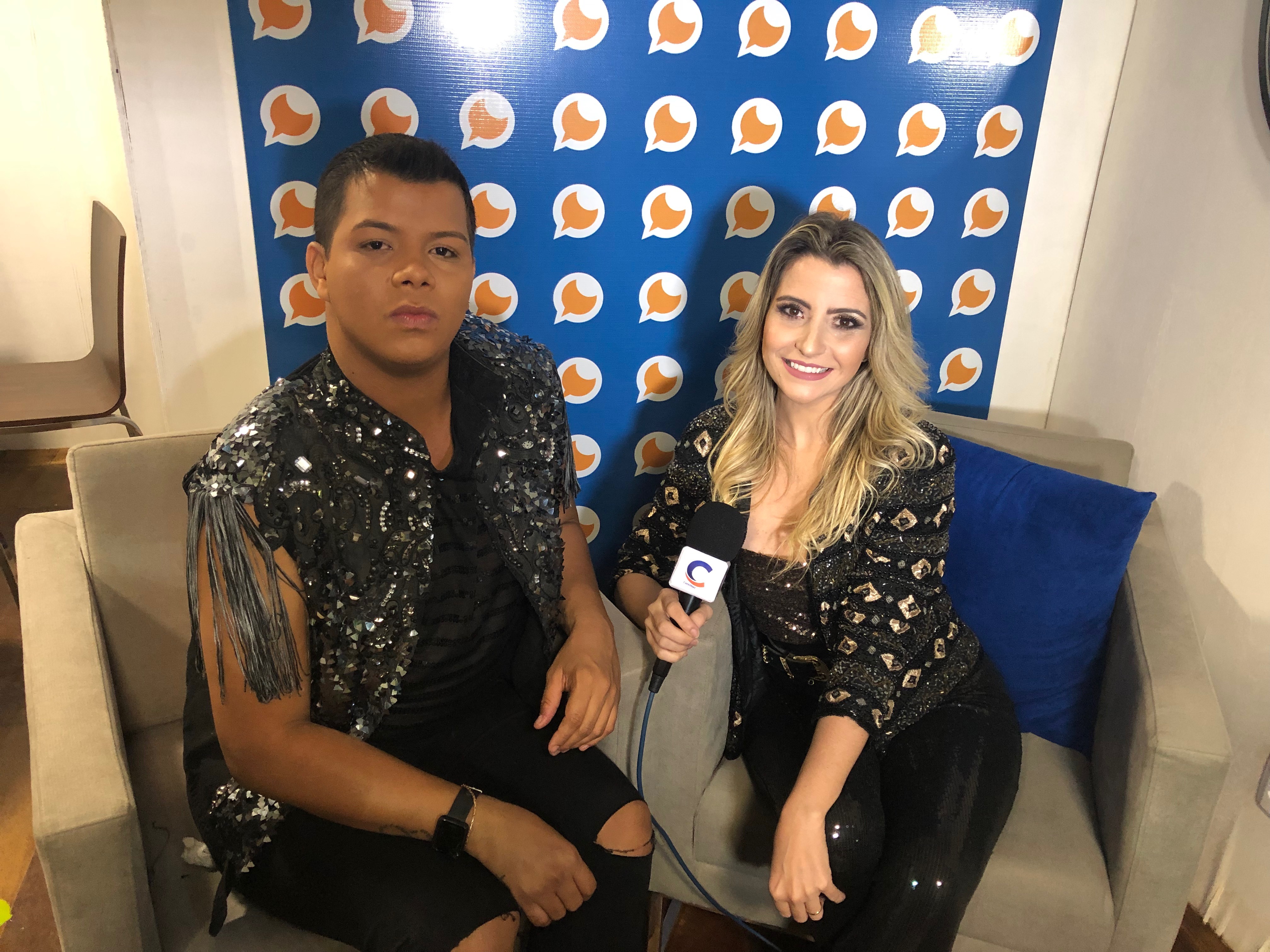 Acreana Real chega ao Acre pela primeira vez depois da fama Acreana Real chega ao Acre pela primeira vez depois da fama