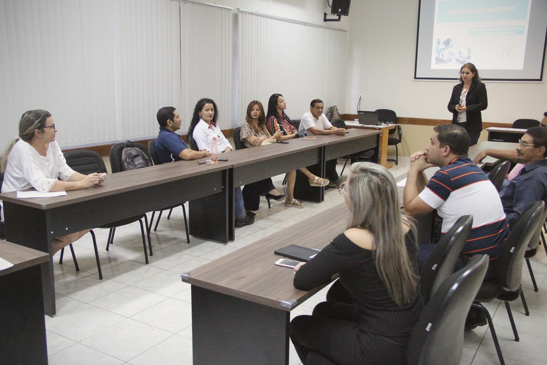 Comunicação assertiva: Líderes sindicais participam de oficina na FIEAC