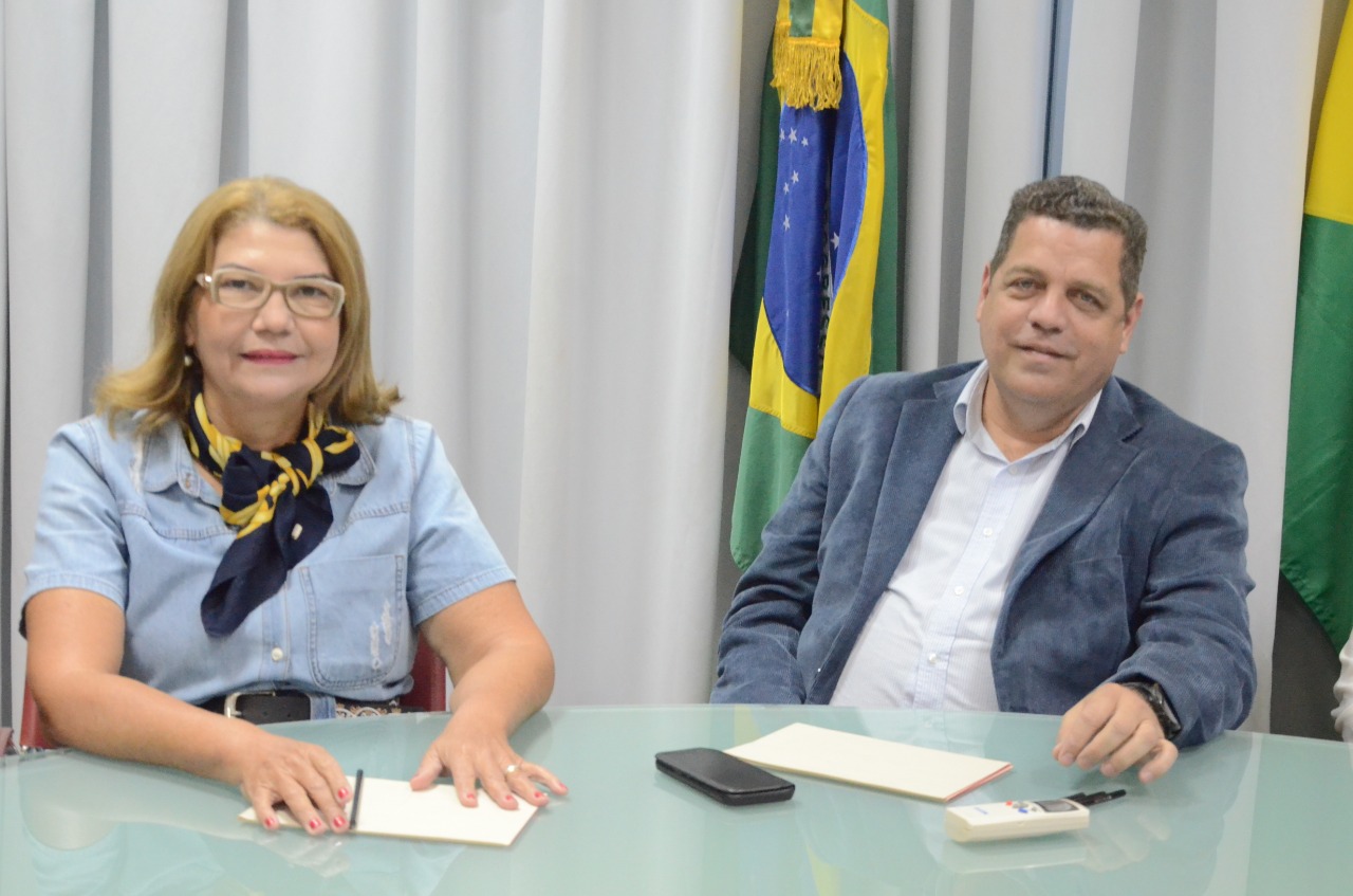 Preocupada com a segurança em Rio Branco, Lene Petecão se reúne com Major Rocha e Paulo Cézar