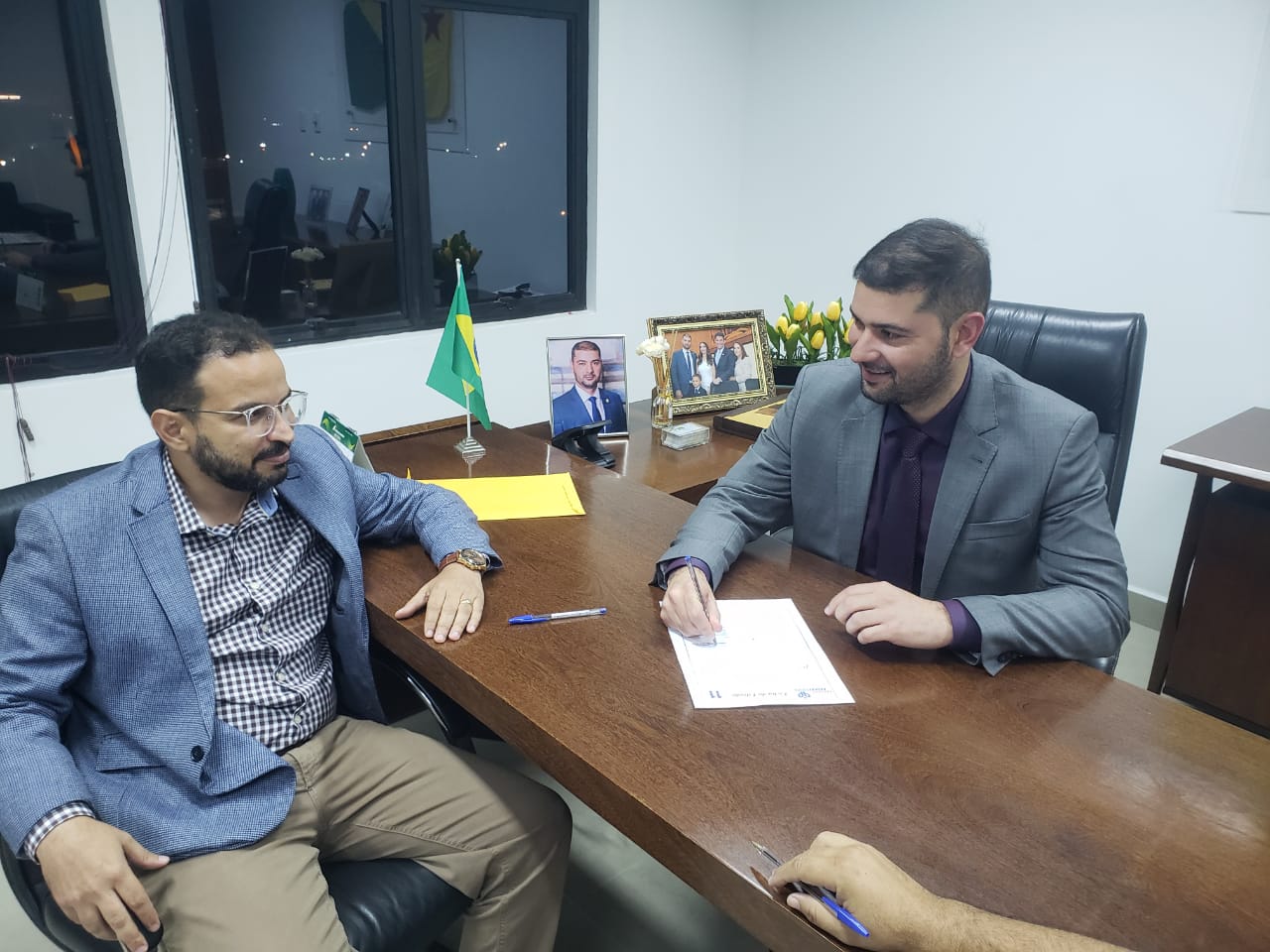 A convite de Nicolau Junior, Marcio Pereira se filia ao Progressista e deve disputar prefeitura
