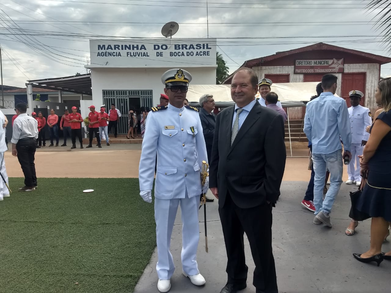 Roberto da Princesinha participa de troca de comando da Marinha em Boca do Acre