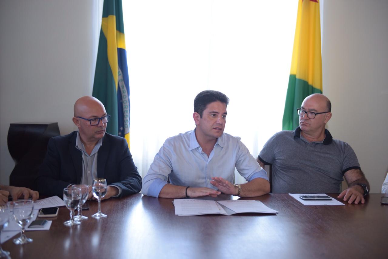 Comitê Gestor do Plano Acreano da Cultura Exportadora se reúne com Gladson Cameli