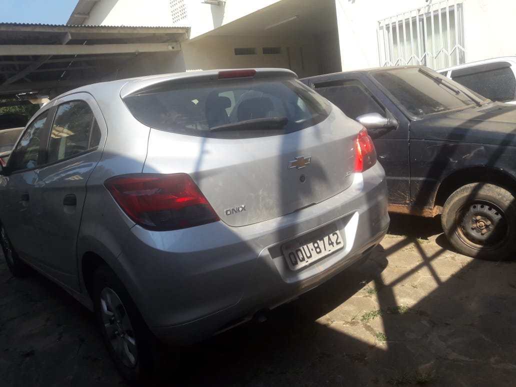 Carro de motorista de Uber que foi morto no fim de semana é encontrado abandonado