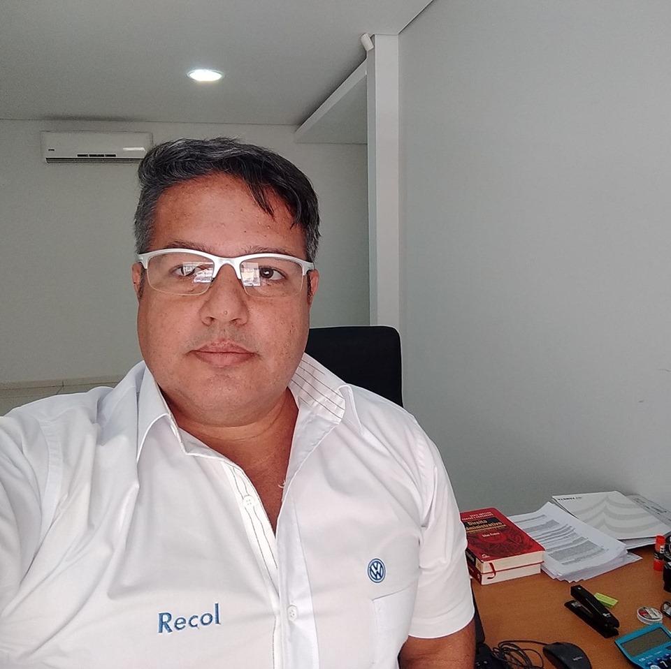 Funcionário da Recol Veículos tem infarto e morre aos 46 anos na tarde desta quarta