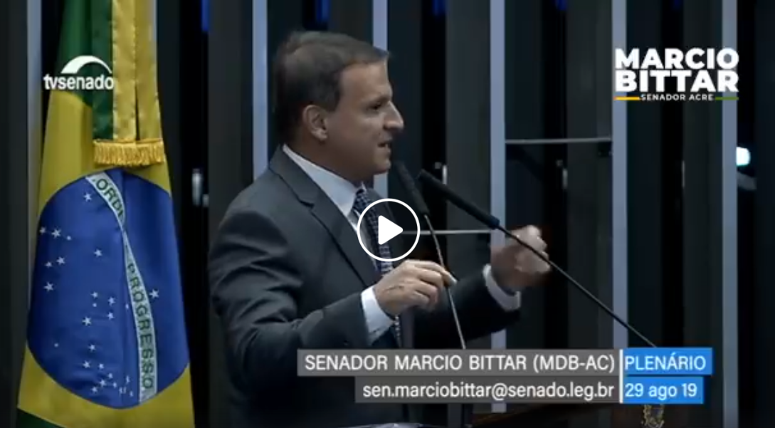 Em discurso no Senado, Bittar manda cantora Anitta “estudar” e parar de divulgar fake news