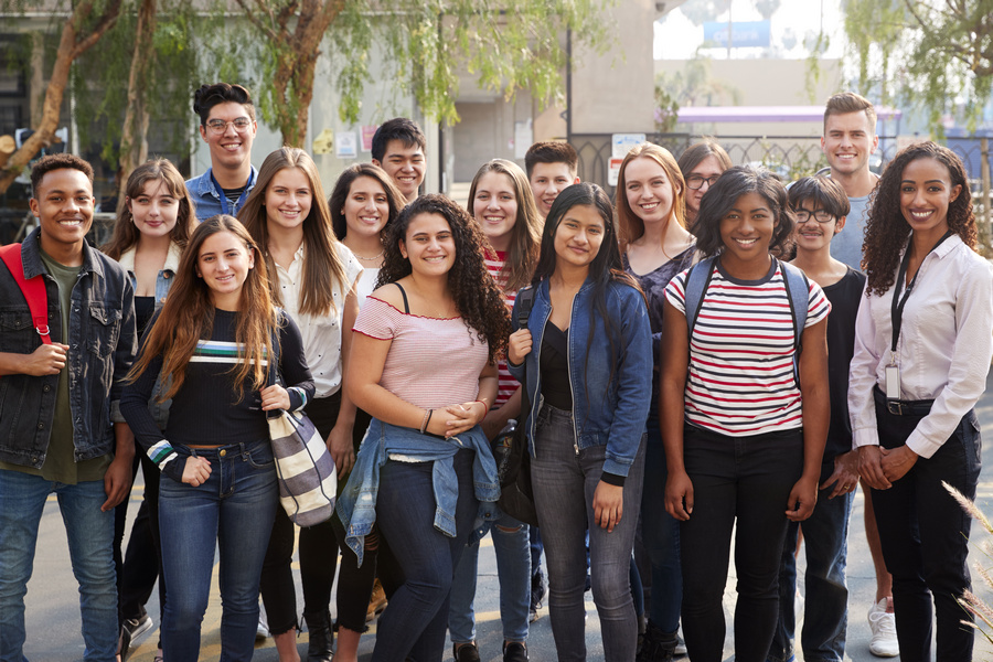 MEC planeja ampliar vagas para ensino médio em tempo integral