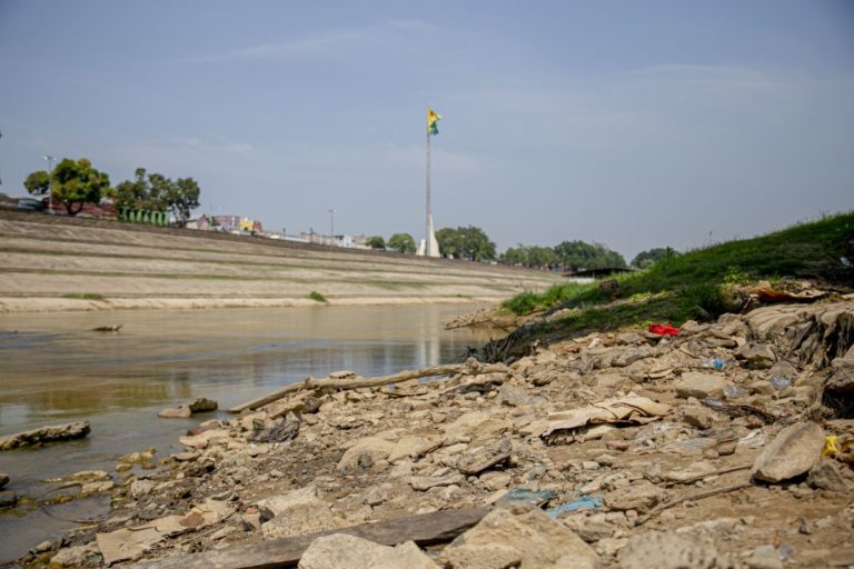 Rio Acre está 6 metros mais raso que em novembro do ano passado, diz Bombeiros