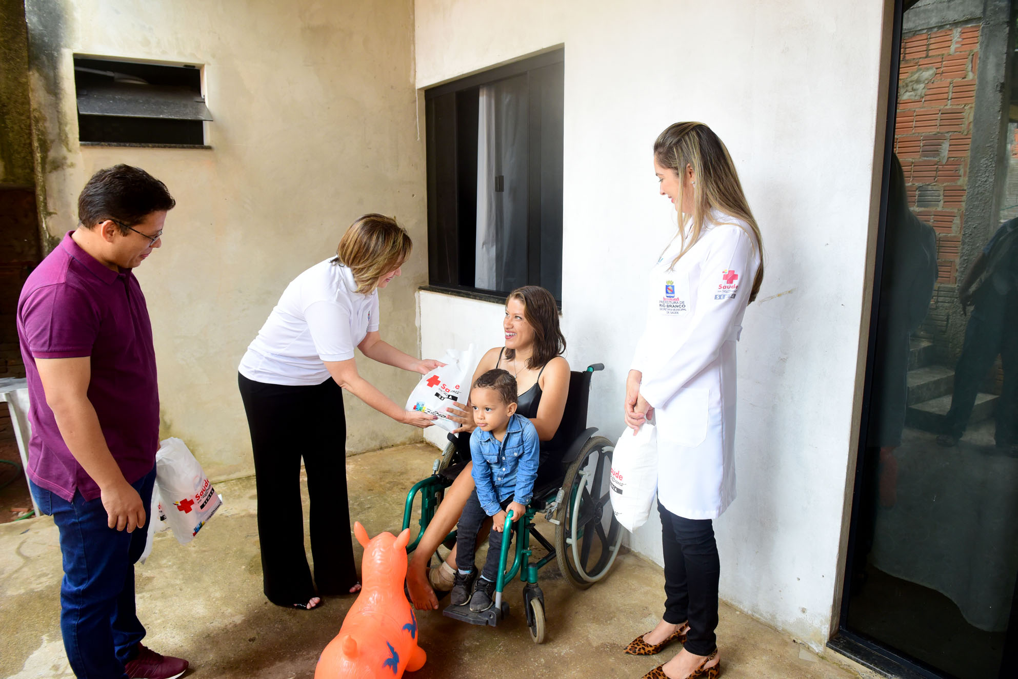 Programa Medicamento em Casa: prefeitura segue realizando cadastro no Barral y Barral