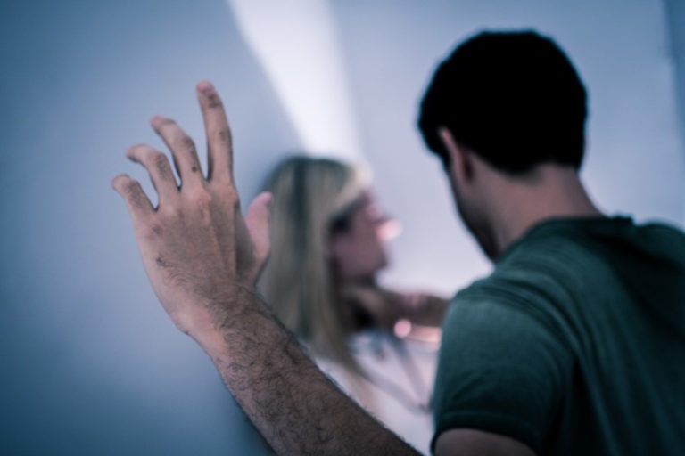 No AC, agressores de mulheres serão monitorados por aparelho eletrônico ligado à Patrulha Maria da Penha