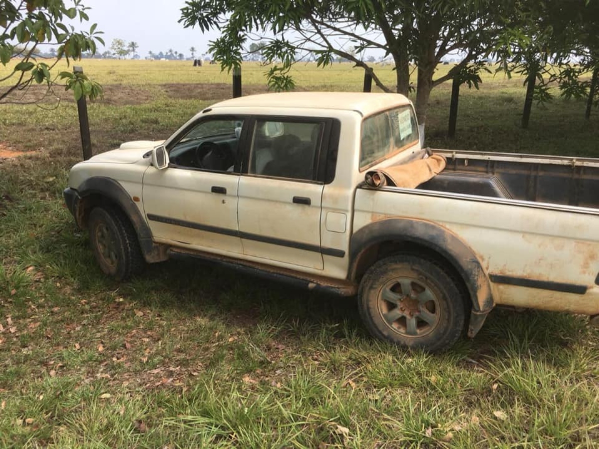 Idoso é encontrado morto dentro de caminhonete próximo à Capixaba