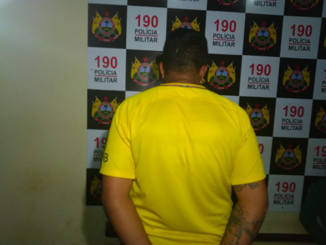 Homem é preso com submetralhadora e 33 munições em Rio Branco