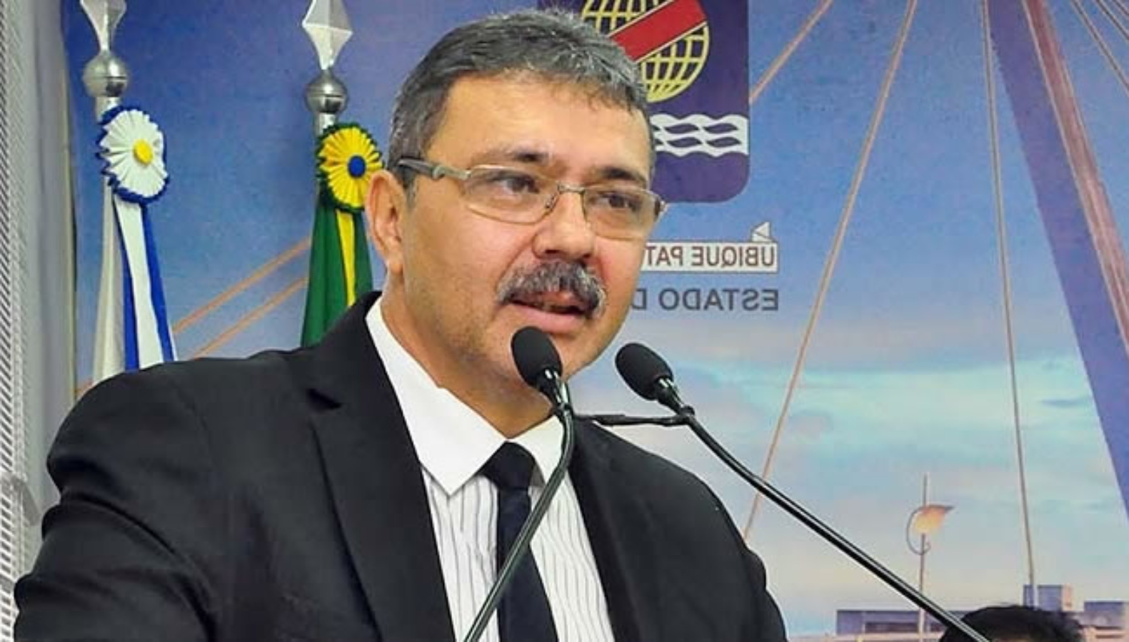 Vereador diz que guerra entre facções diminuiu e bandidos passam a roubar ônibus e casas