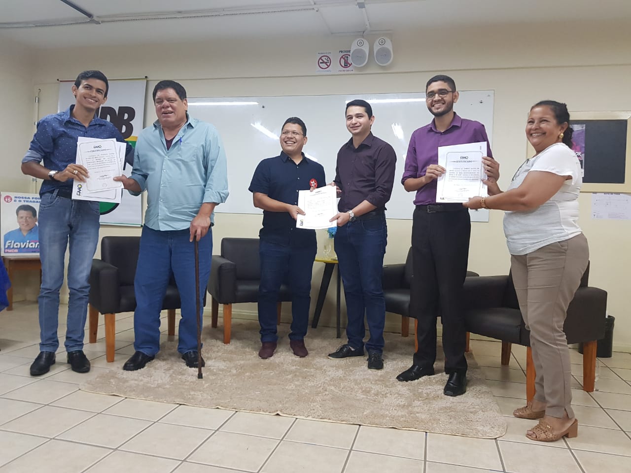Curso de Gestão Pública da FAAO realiza debate sobre partidos políticos e avanços